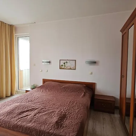 Milushevi Golden Sands