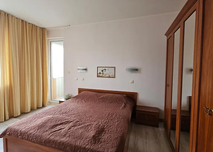 Milushevi Golden Sands